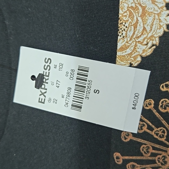 EXPRESS | NWT Black Shaded Floral Graphic Pocket T-Shirt sz S - Picture 8 of 10